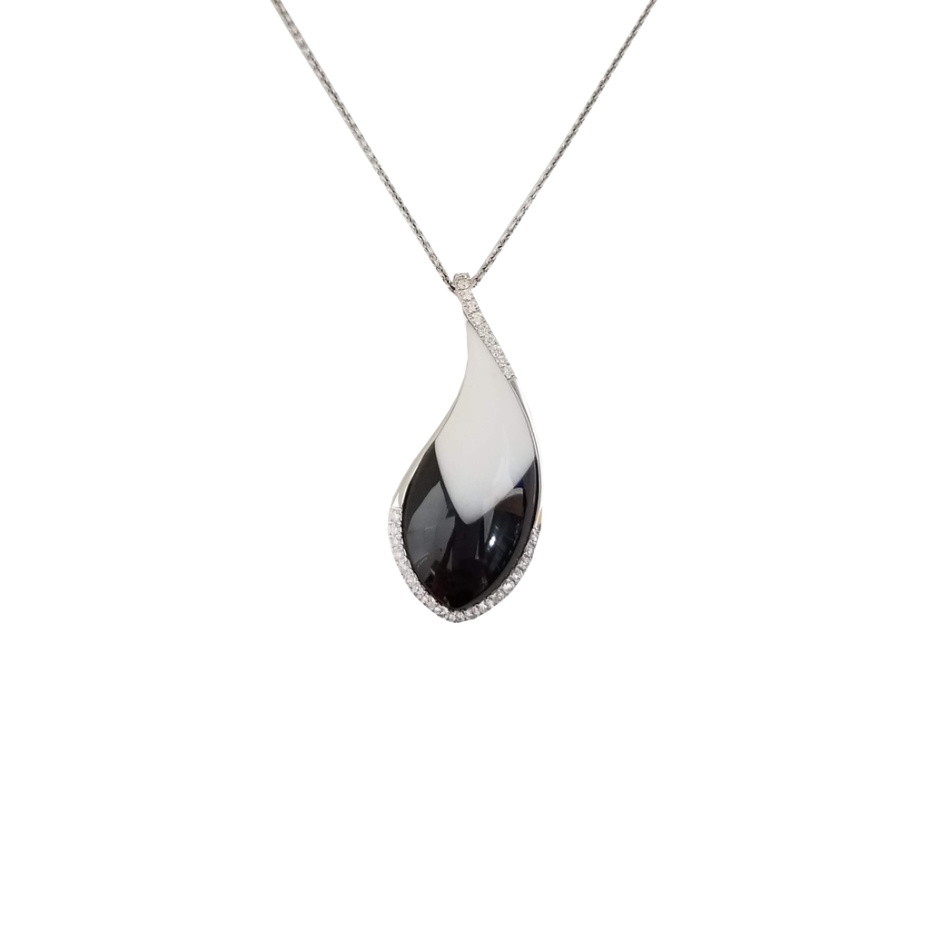 18k White Gold White Onyx & Black Onyx White Diamonds Pendant