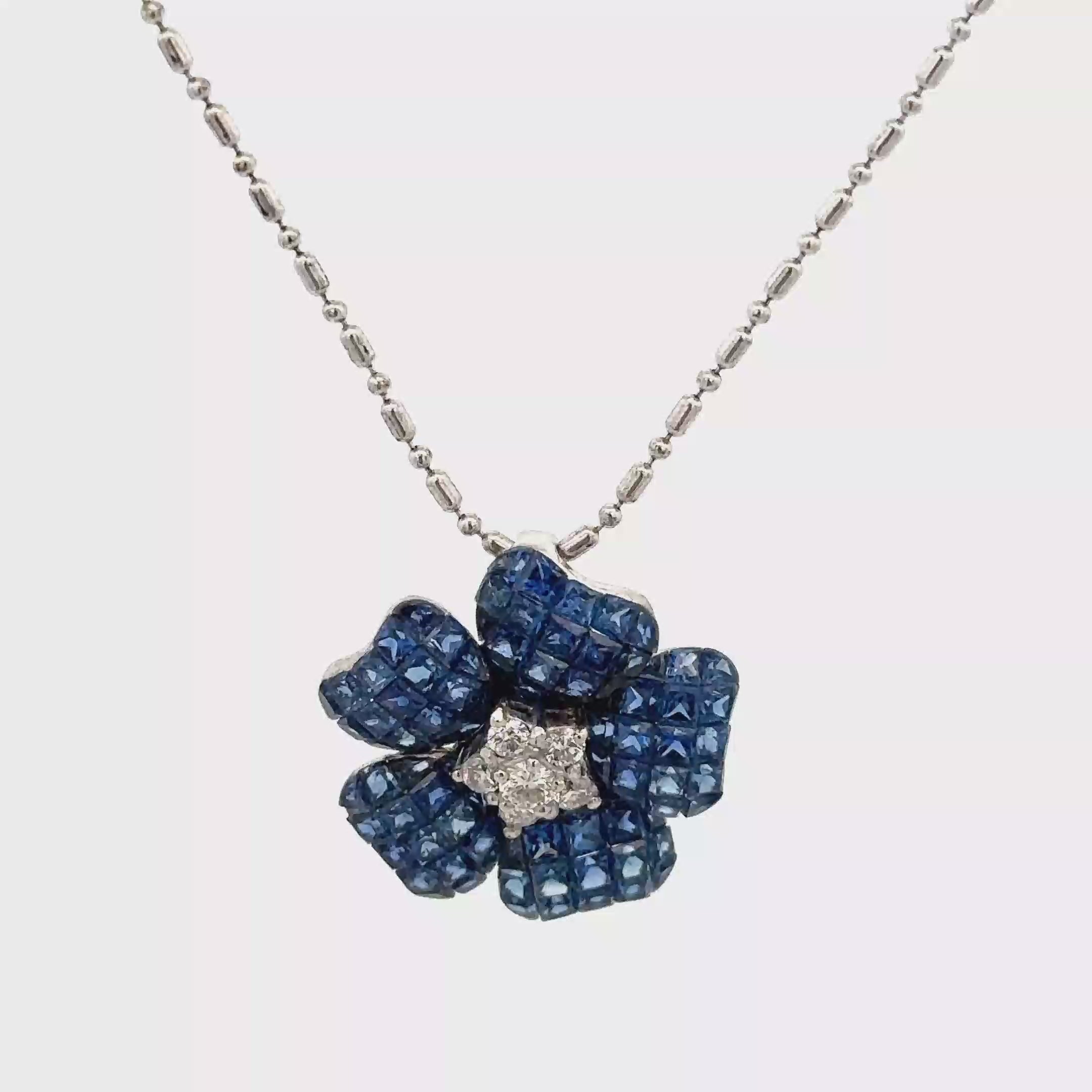 18k White Gold Sapphire & White Diamonds Pendants