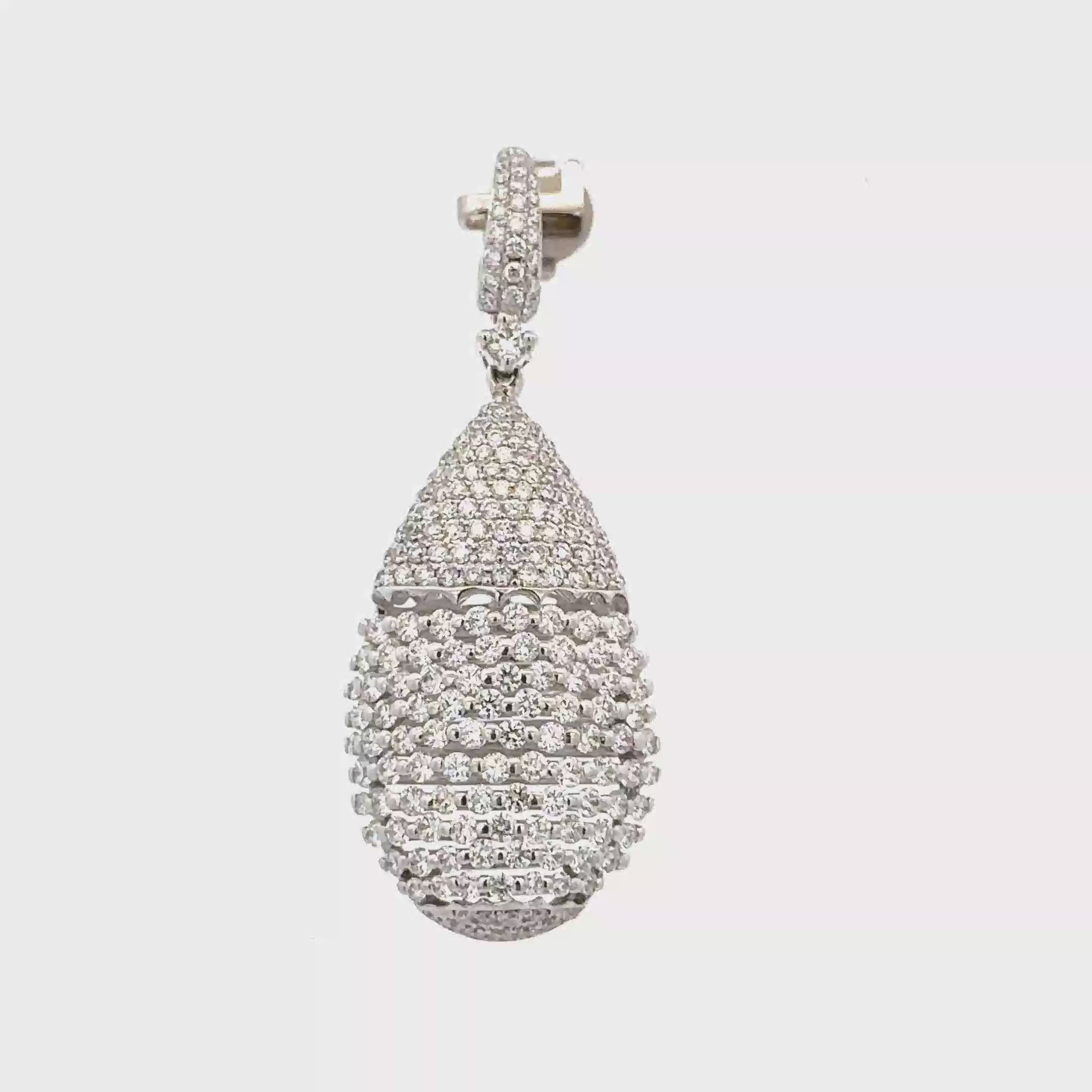 18k White Gold White Diamonds Pendant
