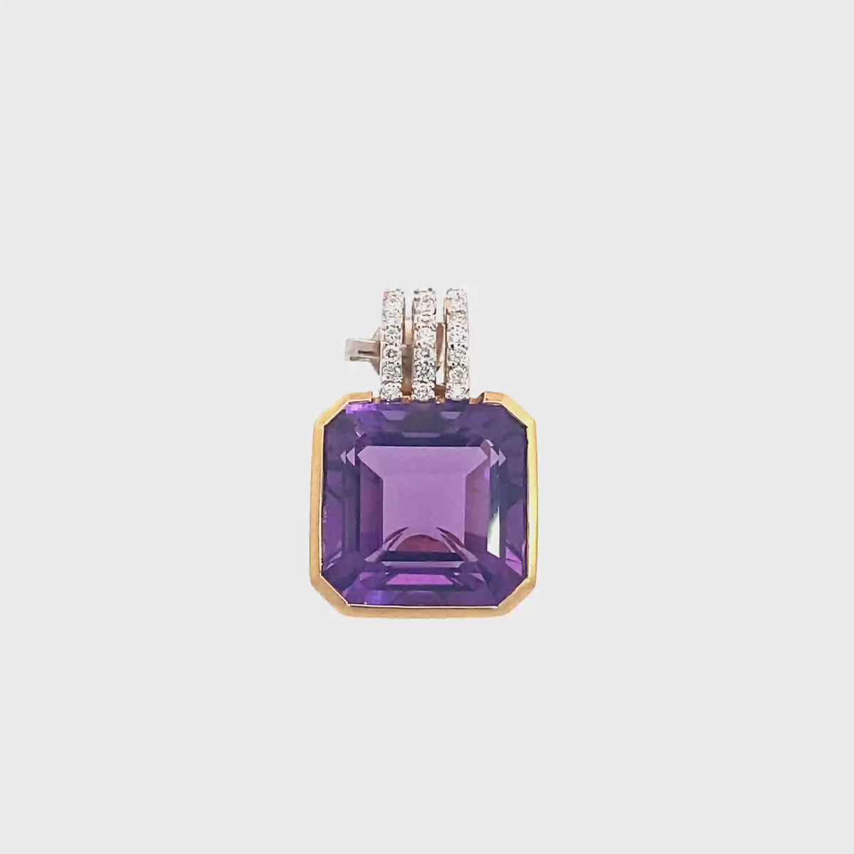 18 K Yellow Gold, Amethyst & White Diamonds Pendant